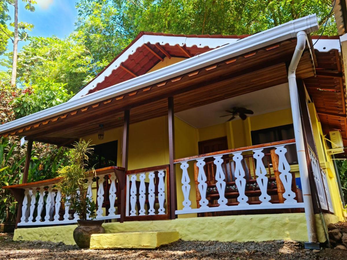 Jungle Beach Bungalow With Ac & Fiber Optic Puerto Viejo de Talamanca المظهر الخارجي الصورة